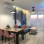 Lux-comfort Klimatyzacja, Kominek, Garaz Wewn, Balkon Od Strony Ogrodu, Idealna Lokalizacja Wypadowa, Obok Sklepy, Blisko Galerii Gemini Apartment