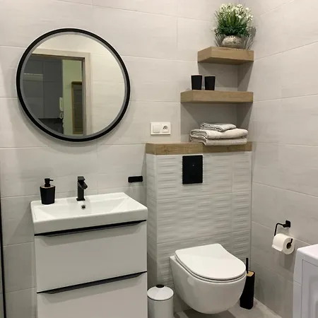 Apartment Lux-comfort Klimatyzacja, Garaz, Balkon, Idealna Lokalizacja Obok Galerii Gemini