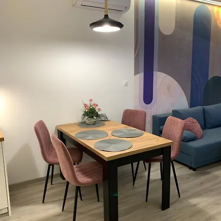 דירה Lux-comfort Klimatyzacja, Kominek, Garaz Wewn, Balkon Od Strony Ogrodu, Idealna Lokalizacja Wypadowa, Obok Sklepy, Blisko Galerii Gemini ביילסקו-ביאלה