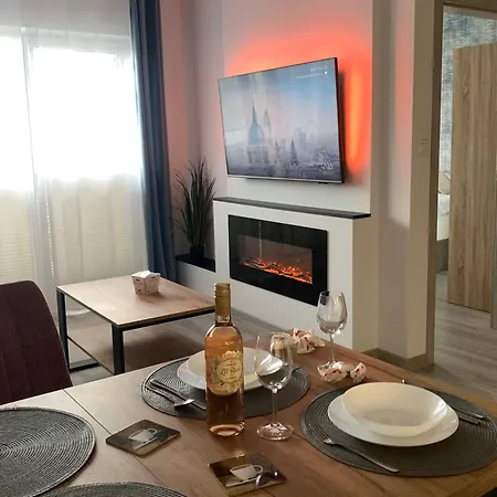 Lux-comfort Klimatyzacja, Kominek, Garaz Wewn, Balkon Od Strony Ogrodu, Idealna Lokalizacja Wypadowa, Obok Sklepy, Blisko Galerii Gemini *