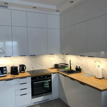 Lux-comfort Klimatyzacja, Kominek, Garaz Wewn, Balkon Od Strony Ogrodu, Idealna Lokalizacja Wypadowa, Obok Sklepy, Blisko Galerii Gemini شقة بييلسكو بياوا