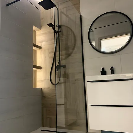 Lux-comfort Klimatyzacja, Kominek, Garaz Wewn, Balkon Od Strony Ogrodu, Idealna Lokalizacja Wypadowa, Obok Sklepy, Blisko Galerii Gemini * بييلسكو بياوا