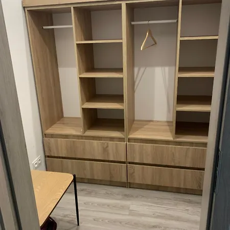 Lux-comfort Klimatyzacja, Kominek, Garaz Wewn, Balkon Od Strony Ogrodu, Idealna Lokalizacja Wypadowa, Obok Sklepy, Blisko Galerii Gemini *